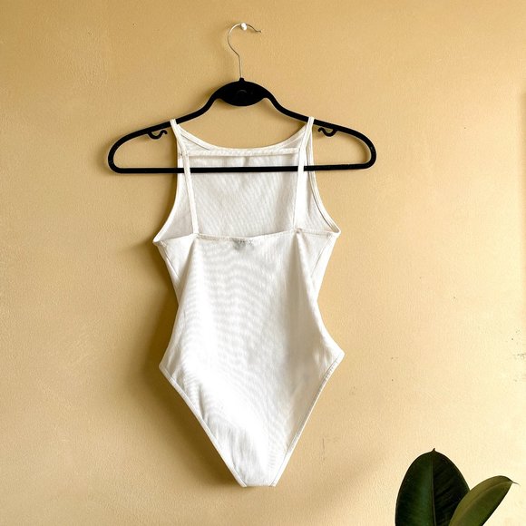 Topshop Ribbed Bodysuit with Back Detail - Picture 2 of 4